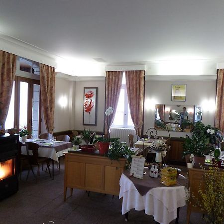 Hotel La Vie En Rose Le Brugeron Eksteriør bilde